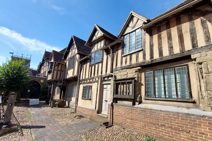 Dark Warwick: Self-Guided Ghost & Escape Game Walk - Photo 1 of 13